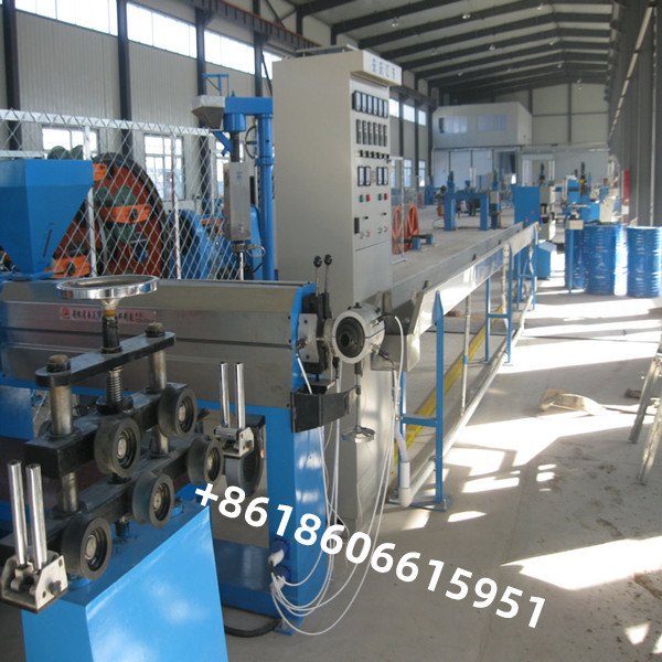 Small Volume Cable Sheathing Machine To Silicone Sheath To 10 X 4mm Flat Cable Core
