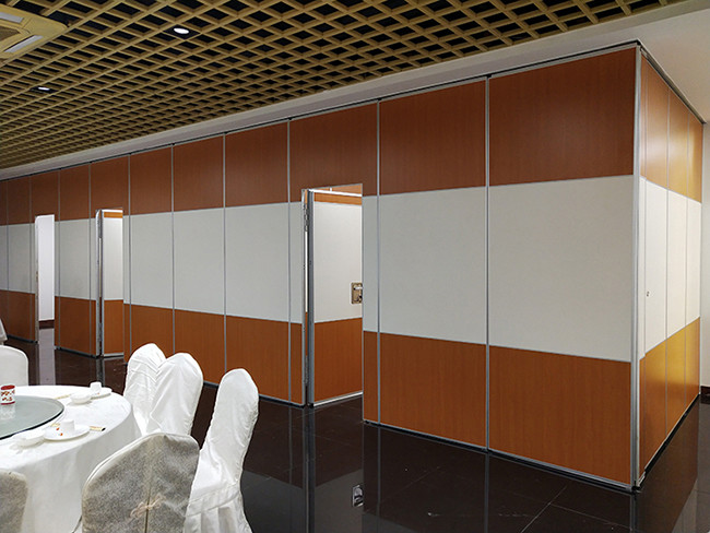 320KG Load Bearing Office Partition Wall 65mm Yellow Wooden Dividing Wall