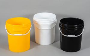 China Industrial Grade Plastic Five Gallon Buckets Diameter 11.5 Inches Height 15.5 Inches wholesale