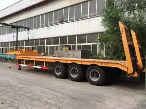 China 80000kg Semi Trailer Transport Yellow Semi Lowbed Trailer wholesale