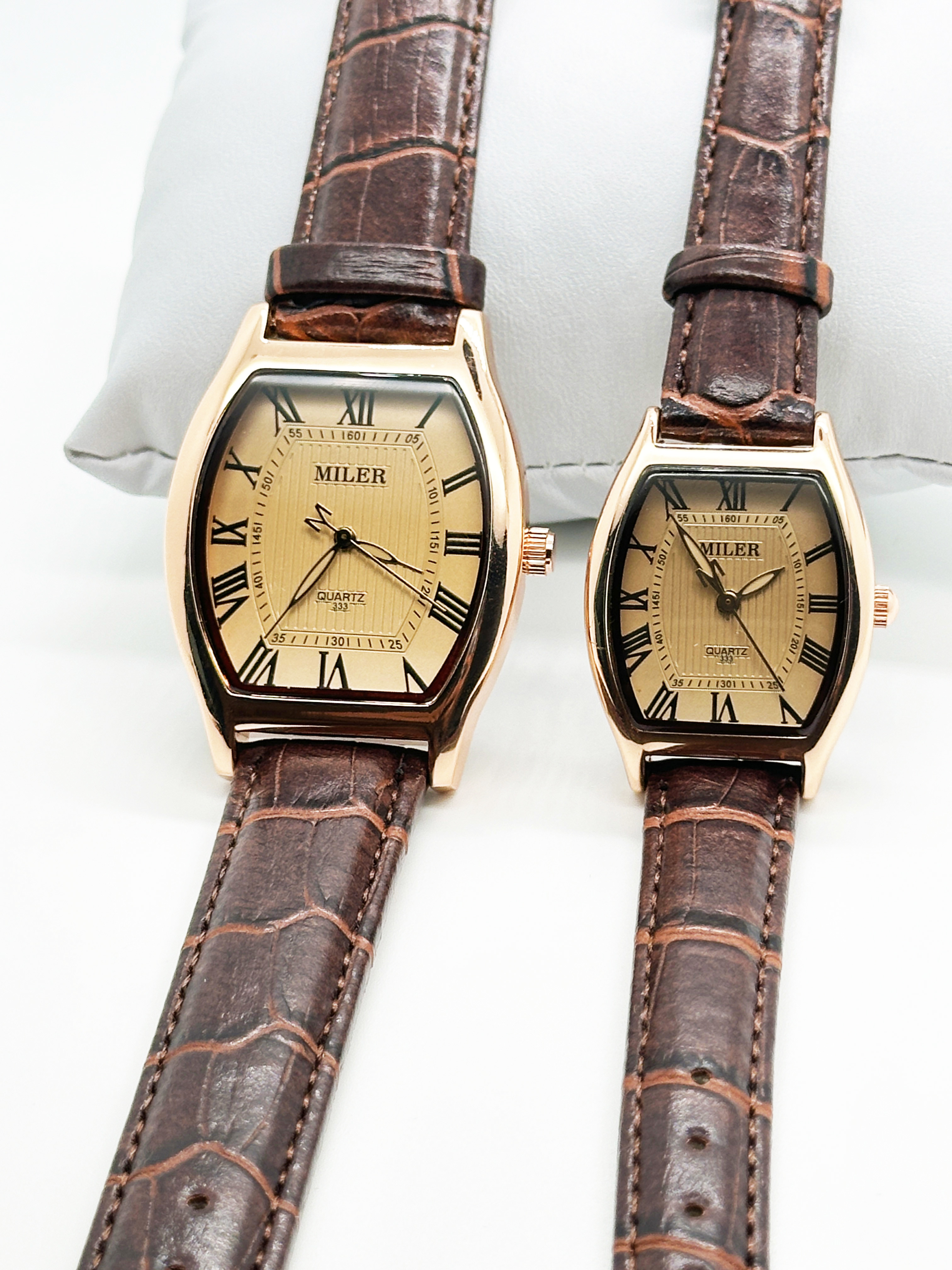 Unisex Stylish Couple Watch Waterproof Luminous Quartz Watch