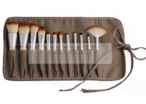 China Professional Eco Bamboo Makeup Brush Set With Gunny Brush Roll wholesale