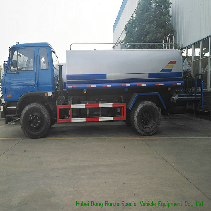 4X4 Off Road All Wheel Drive 7000L Water Bowser Truck With Water Pump Sprinkler For Water Delivery and Spray