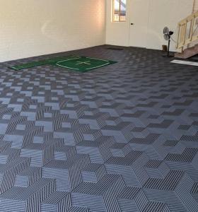 China Interlocking Plastic Garage Floor Tiles wholesale