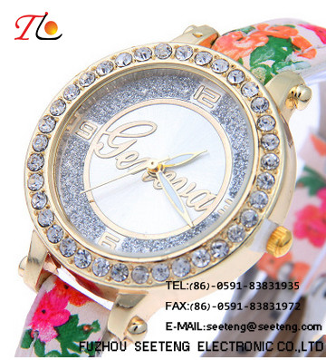 Flower printing PU leather strap and diamond inset case for ladies watch