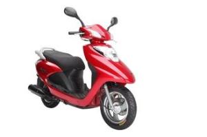 China 125cc Moped Road Gas Motor Scooter Lower Emission Carburetor Fuel System wholesale