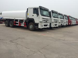 China SINOTRUK HOWO 28000L RHD Tanker Truck 8x4 6x4 Drive 12 Tyres wholesale