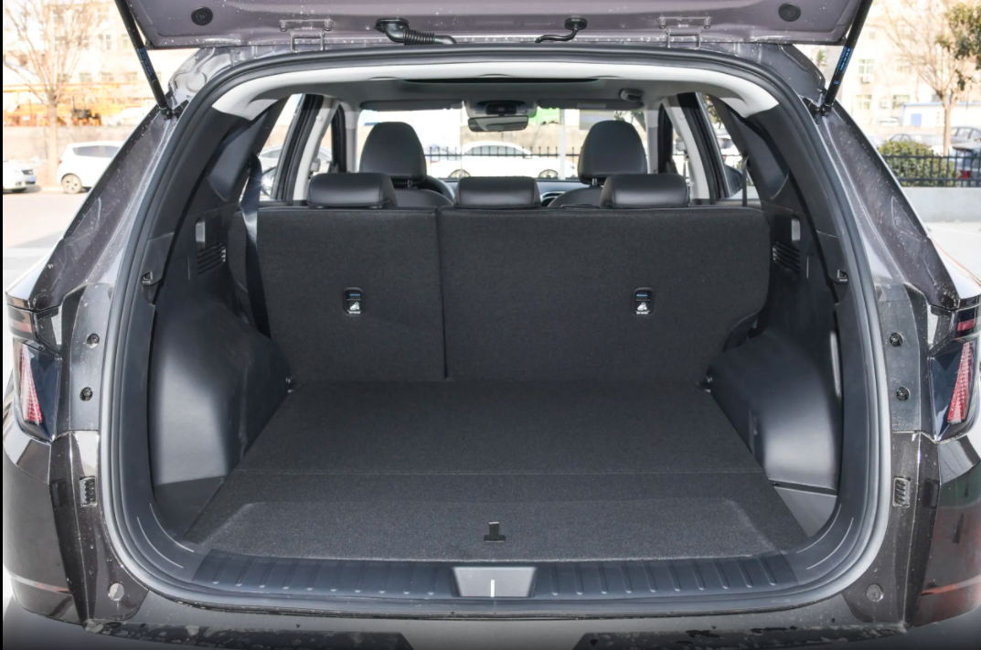 Beijing Hyundai Tucson 5-Door 5-Seater Gasoline Car 4WD SUV Luxury Compact Model SUV