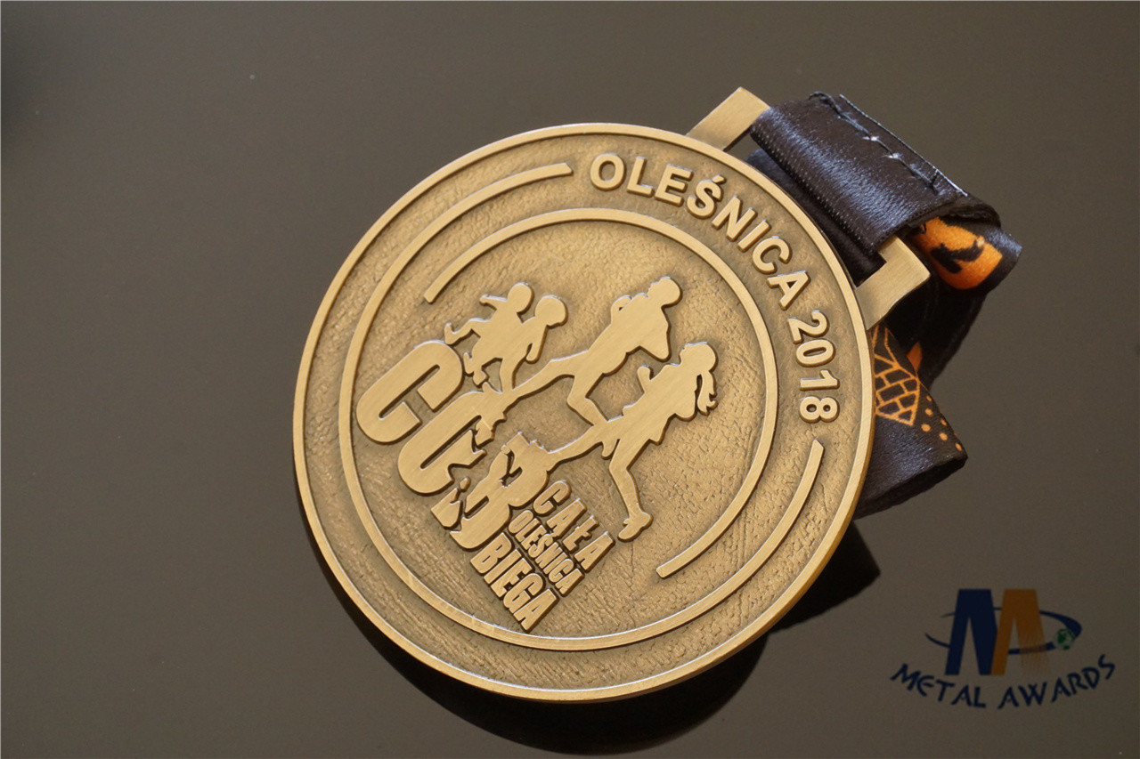 Custom Made Die Cast Metal Medals Background Sanded / Award Coins Medallions