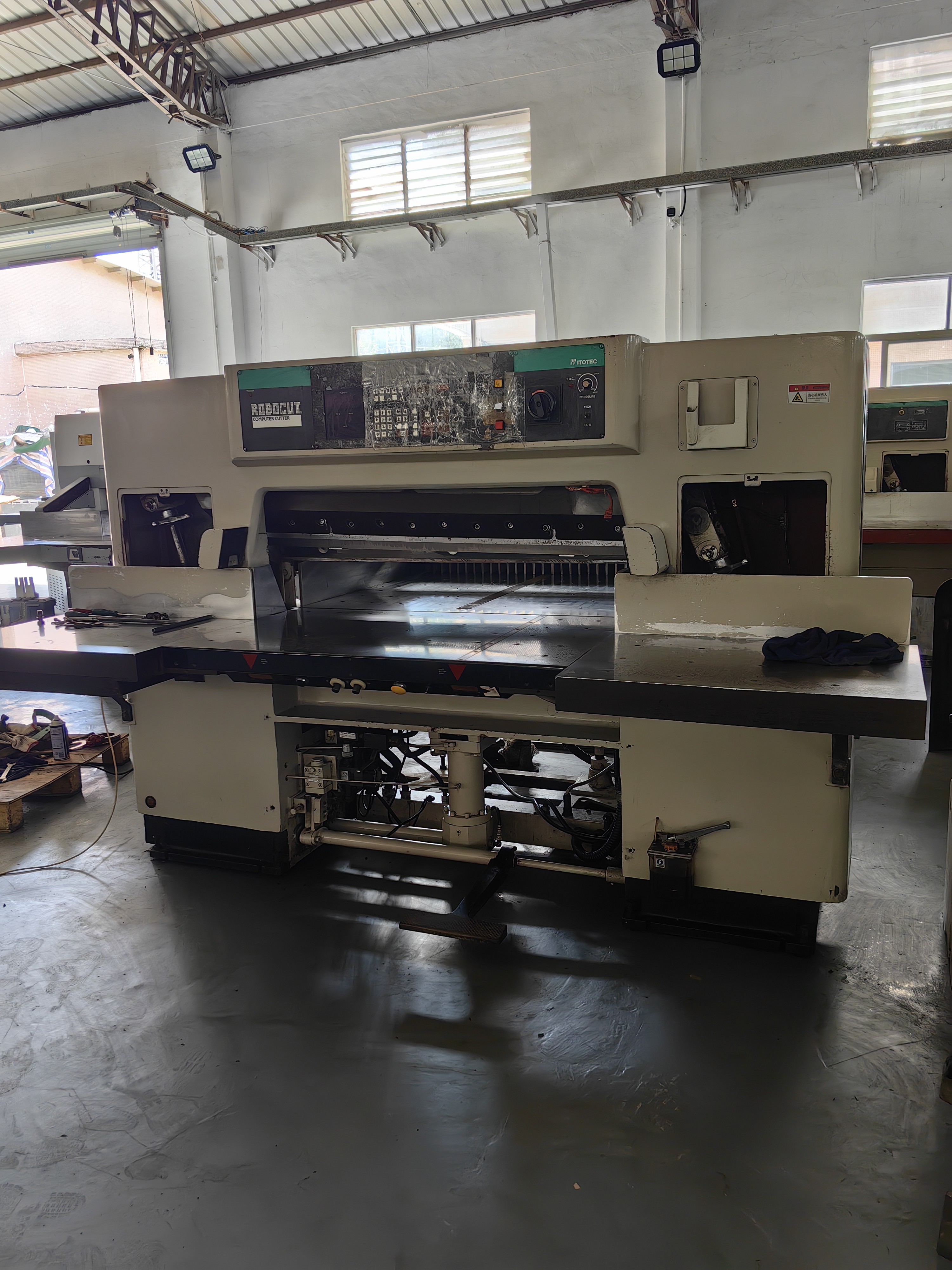 1150mm ITO Guillotine Paper Cutting Machine for Japan Professional Manufacturing Plant
