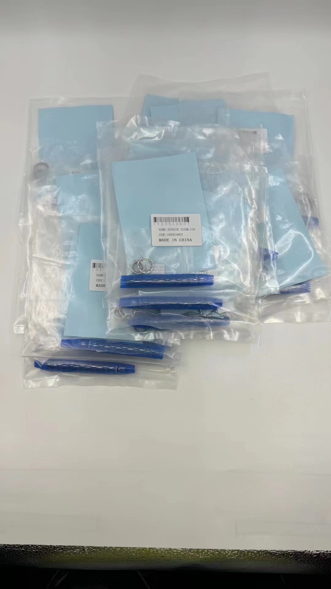 1020516037 SENSOR ZOOMLION Pump Truck Parts Fits Heavy Duty Components Standard Packing