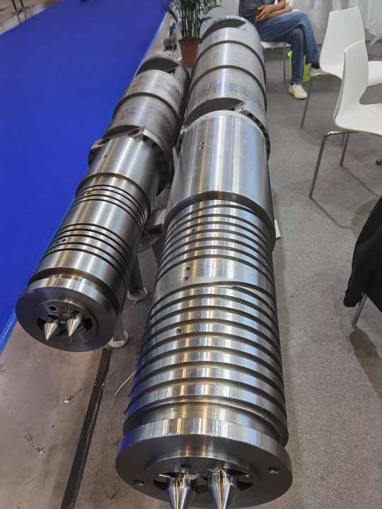 75/38 High Speed Single Screw And Barrel For Hdpe Pipe Plastic Automatic Extruder Mini Single Screw Barrel For Recycling Extrusion Machine