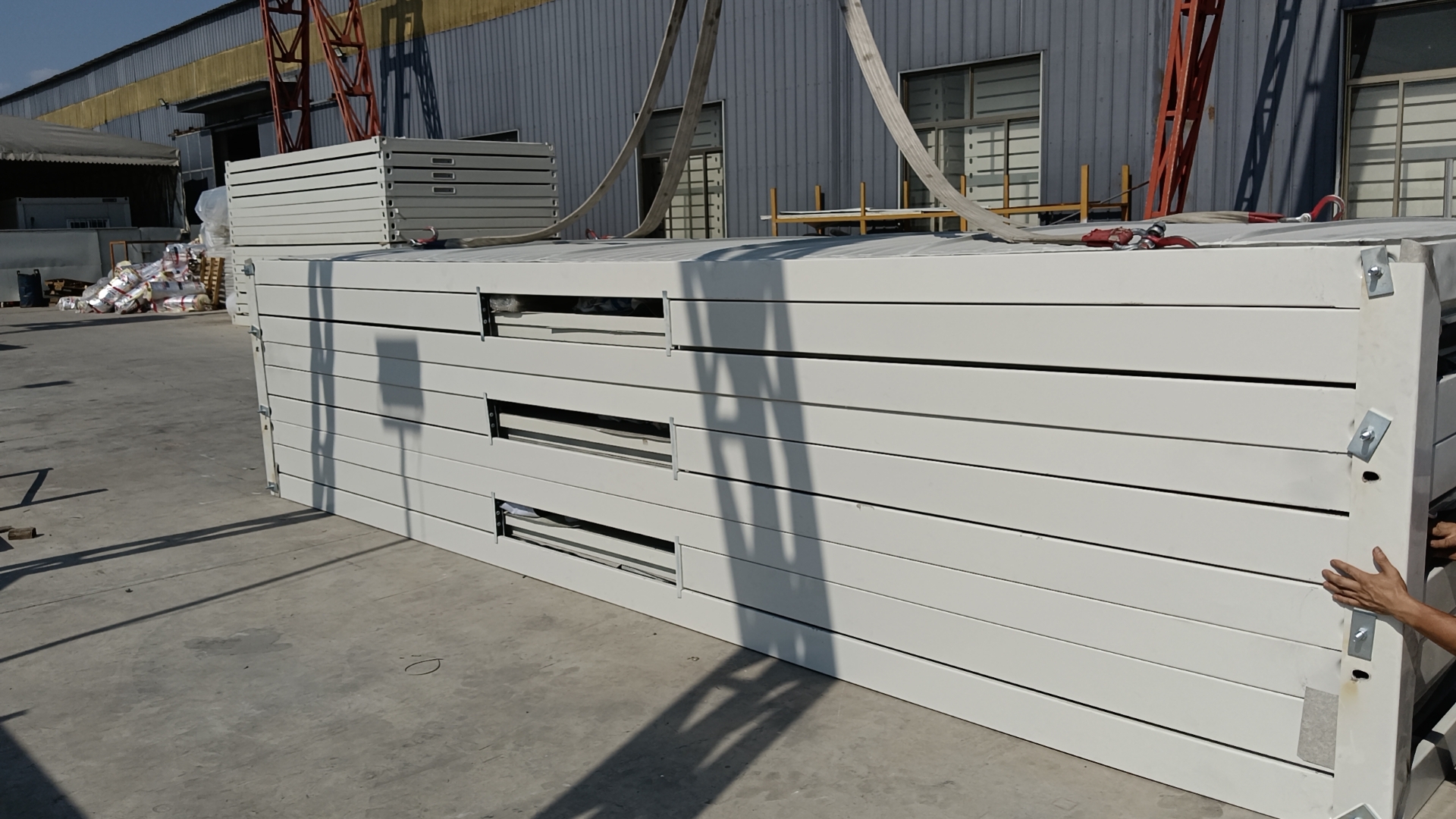 Shockproof Performance Mobile Folding Container Direct Supply in White or Customized Color