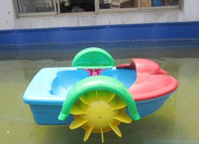 Mini Inflatable Water Toys One Person Paddle Boat , Dolphin Swimming Pool Paddle Boat