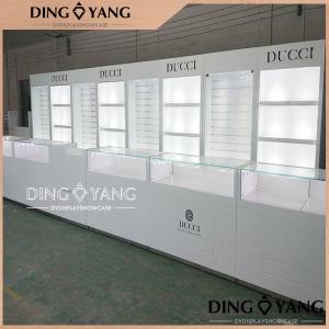 China Beauty Simplicity Glossy White Jewelry Showcase Lights Installed Locks Installed wholesale
