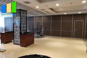 China Interior Wood Movable Sound Proof Partitions Wall Folding Sliding Door System wholesale