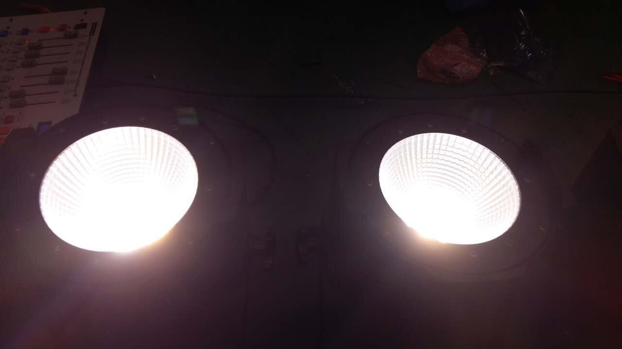 100W 4in1 Cob Led Par Stage Lights Warm White LED Effect Light , 4.5kg Weight