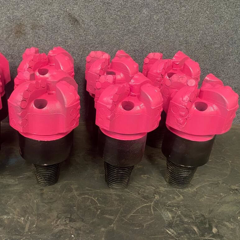 Customized 5 Wings Pile Foundation Geological Drilling Steel Body PDC Diamond Bit For Drilling