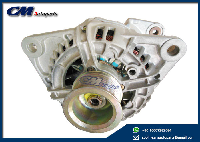 Cummins Diesel Engine Parts Alternator 28V Bosch 4892318 5259577