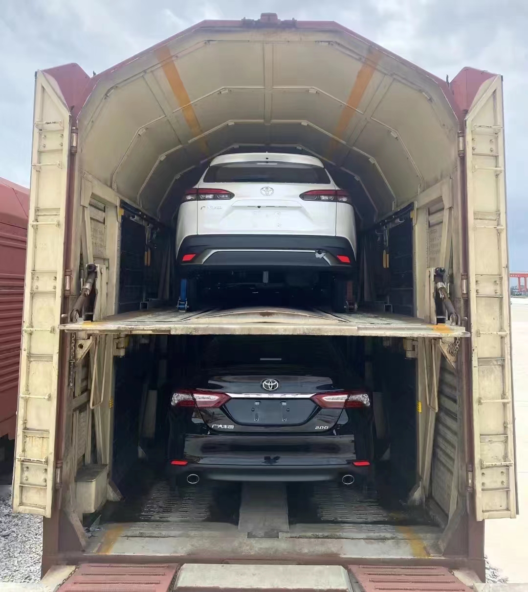 Energy Vehicle Changan EADO EV460 2023 with 401km Pure Electric Range 145km/h High Speed Ternary Lithium Ion Battery