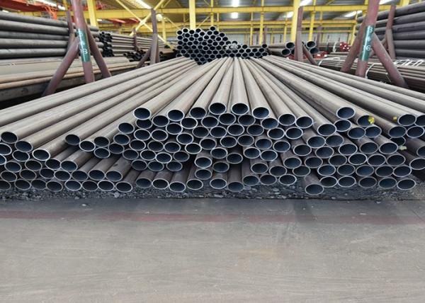 ASTM StandardA335 Seamless Steel Pipe Steel Alloy Pipe P1 P2 P5 P9 P11 Type OD1/2'-48'