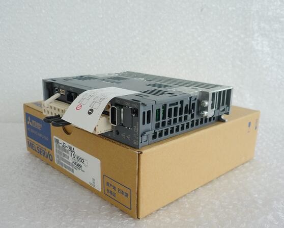 MR-J3-10B Mitsubishi Servo Driver MR-J3 Series Servo Driver Servo Motor Original adn New