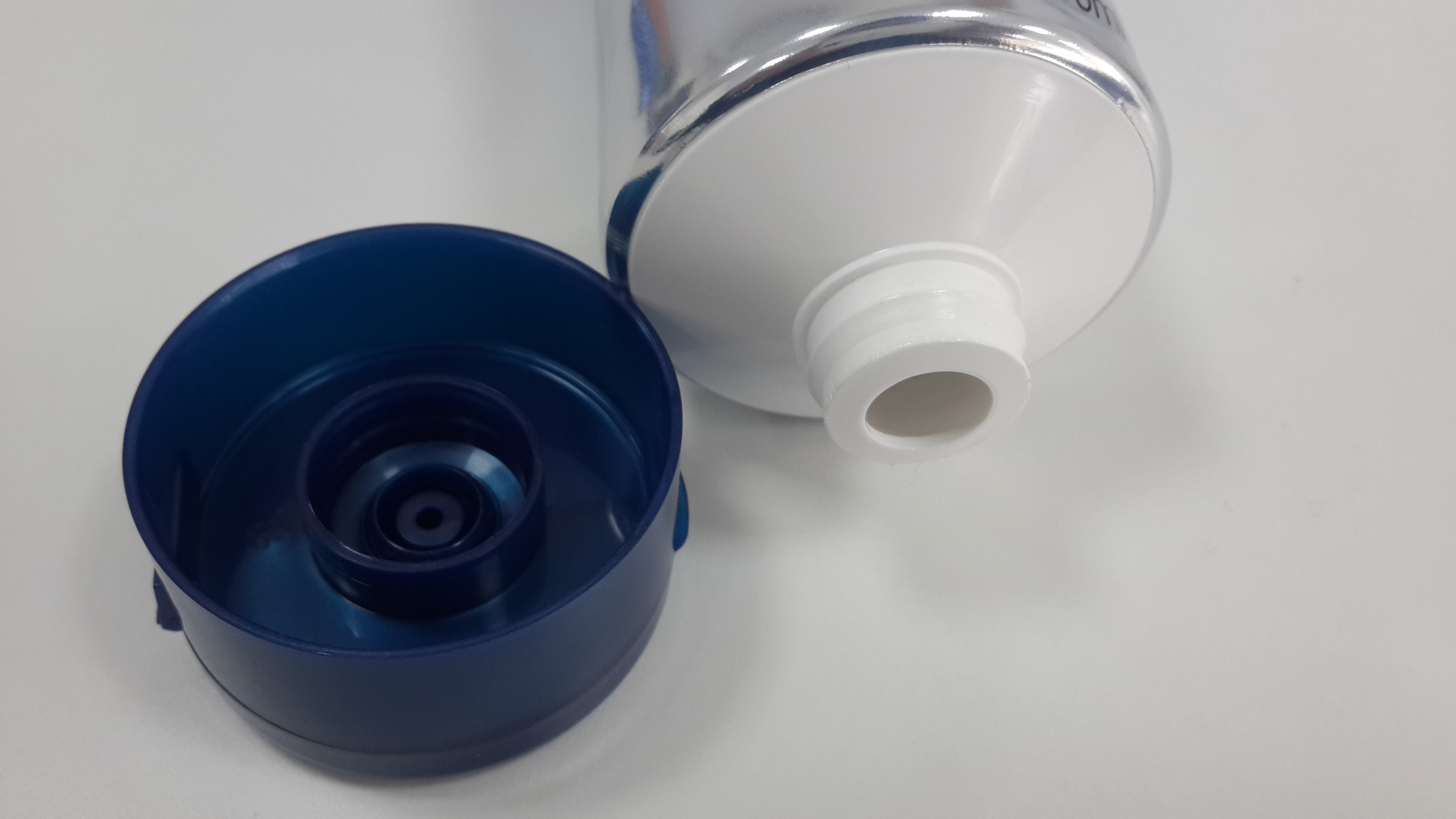 Large Capacity AL Laminated Cosmetic Packaging Tube with High Light Luminance