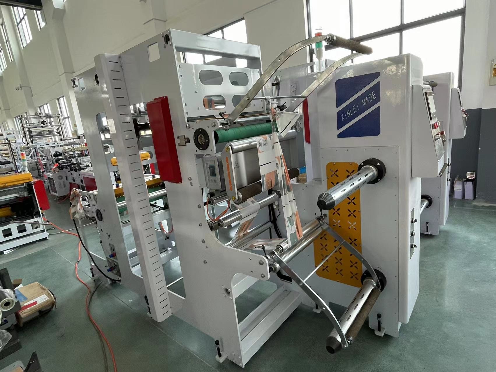 1.75KW Non Stop Film Rewinding Machine 50m/min Electric Pneumatic