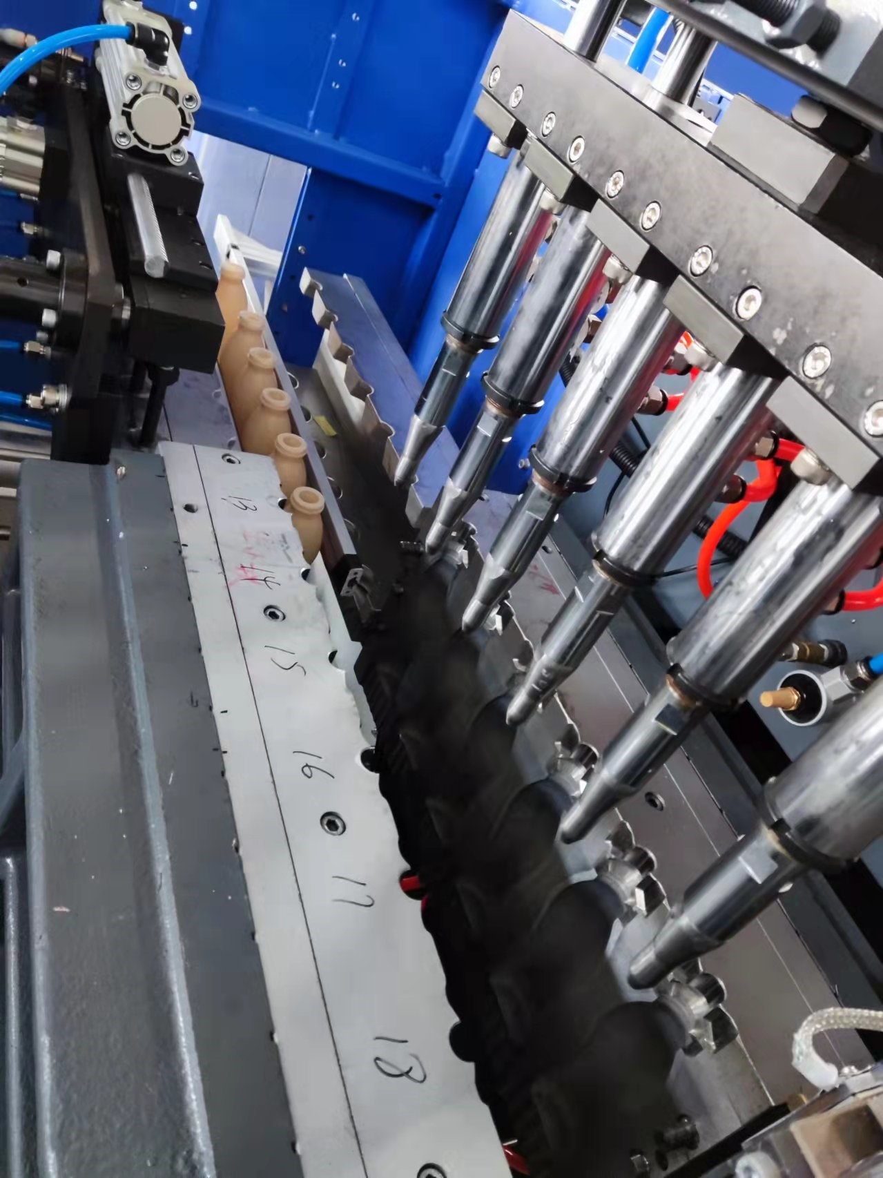 Jerry Can HDPE Bottle Making Machine / Single Stage Blow Molding Machine