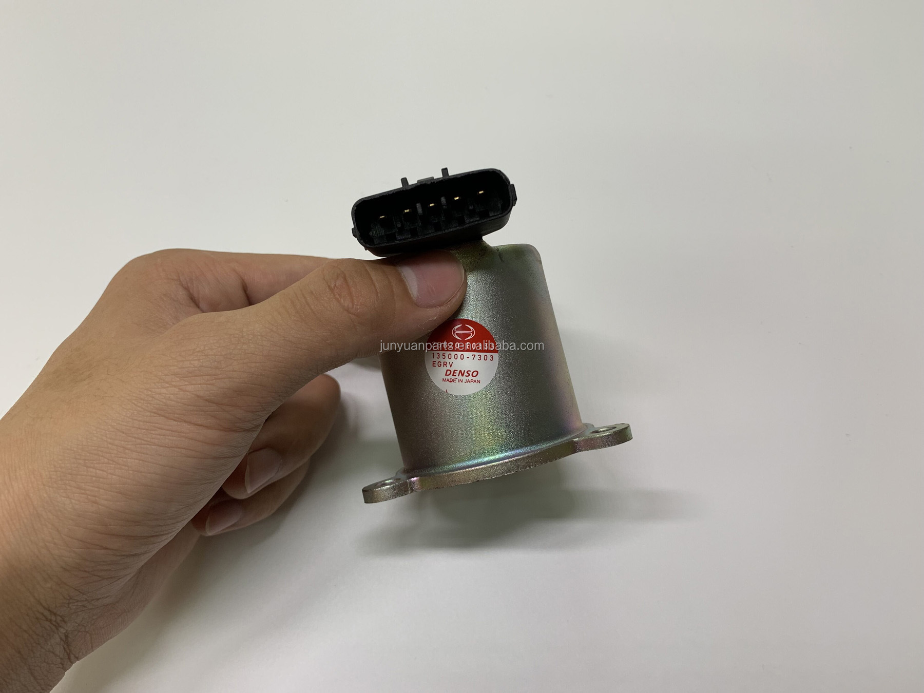 256120-E0133 135000-7303 Excavator J05E J08E EGR Solenoid Valve at Retail for SK350-8