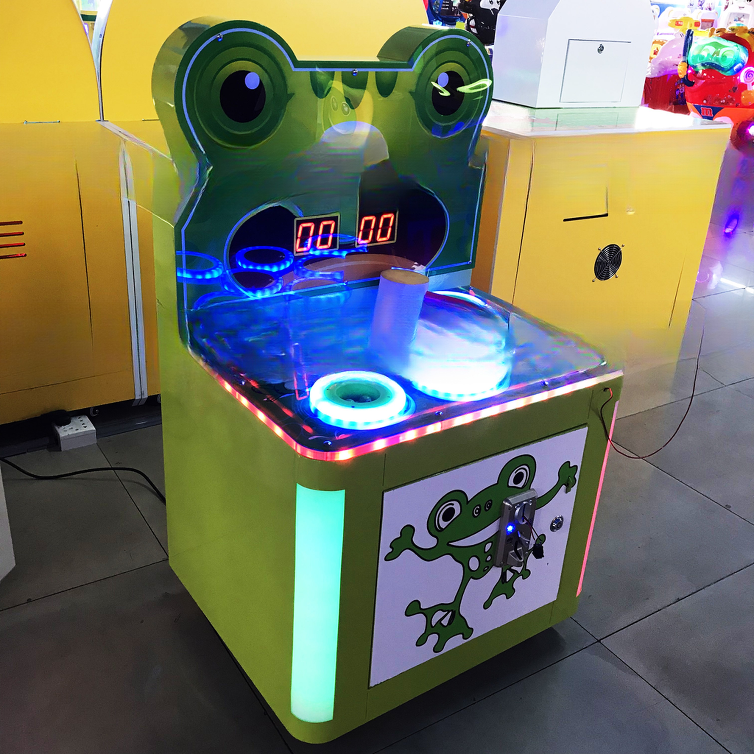 Dreamland coin operated hammer ticket games crazy hitting frog kids game machine