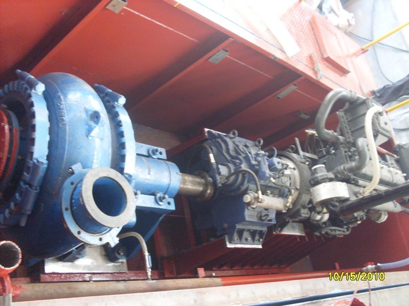 Large Capacity River Sand Pumping Machine For Gravel Suction Motor / Engine Power