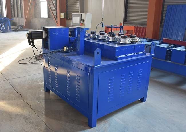 Roof Panel Metal Bending Machine / Steel Bending Machine For Tube And Square