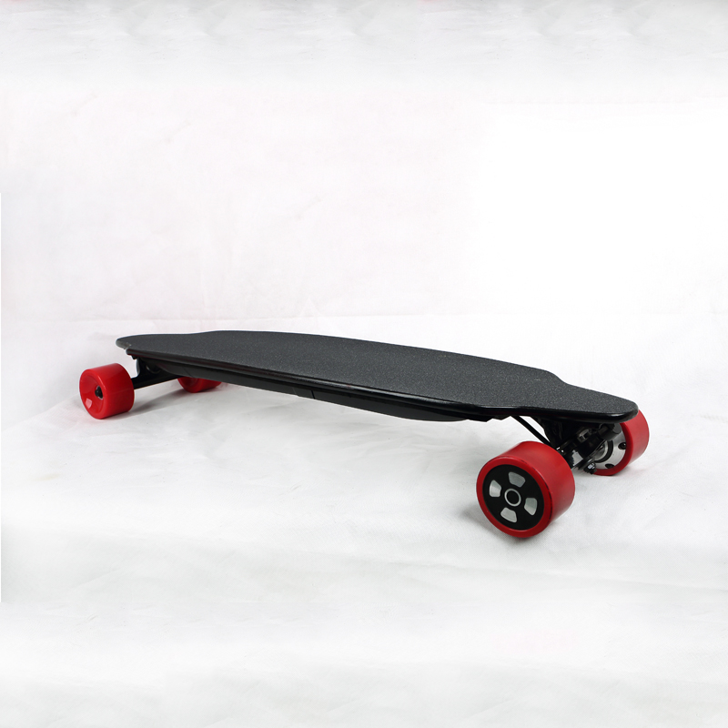 40KM/H Portable Electric Skateboard 8 Ply Maple High Speed Red Warning Taillights