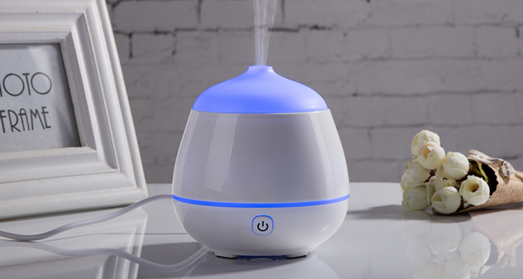 Quiet Mist Classic Ultrasonic Personal White 80ml USB Air Humidifier
