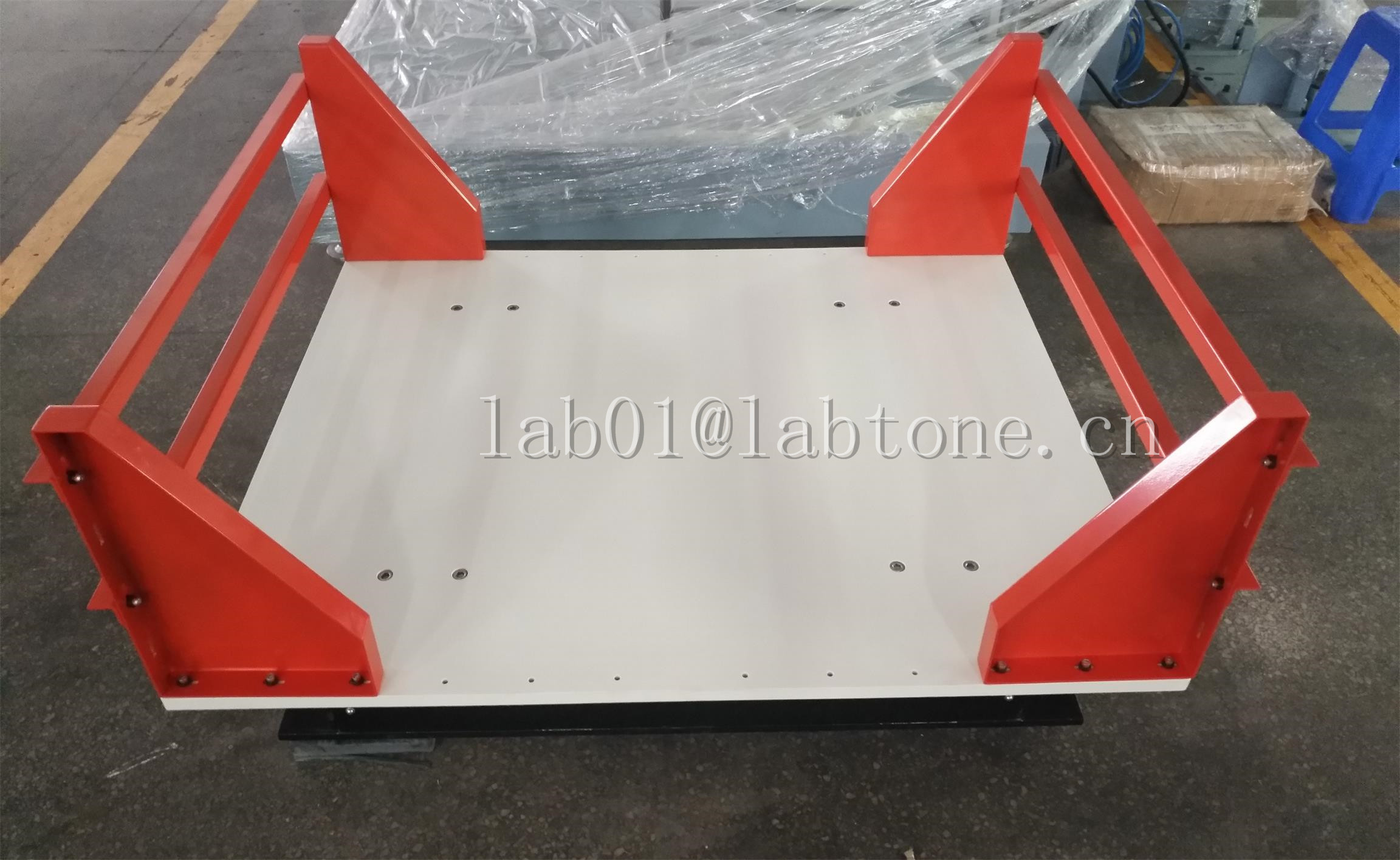 ISTA 1A Vibration Test Machine With Fixed Displacement 1 Inch , Payload 100kg