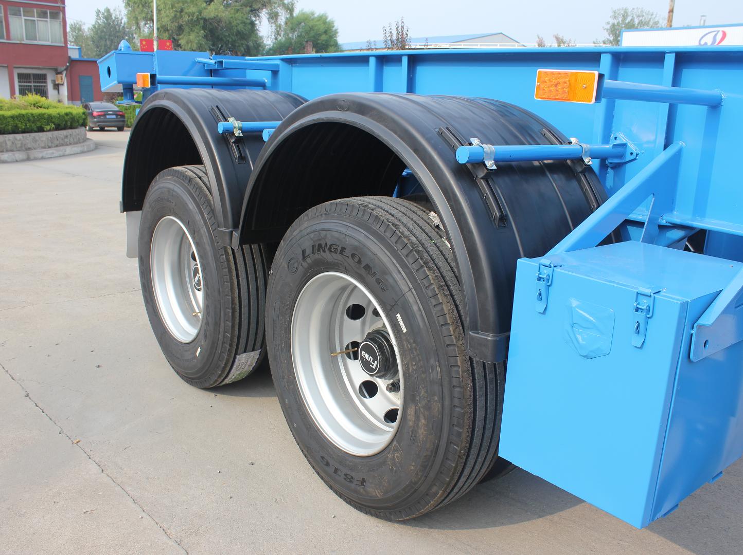20ft Container Skeleton Dumping Semi Trailer 7700*2500*3070 mm Mechanical Suspension