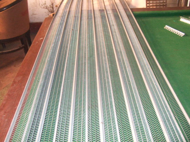 Building Materials Expanded Metal Lath 0.25-0.4mm Thickness 10cm Rib Distance