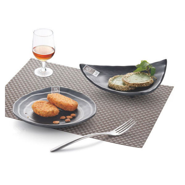 Porcelain Dinnerware Sets / Melamine Black Matte Dinner Set Plate Unique Shape
