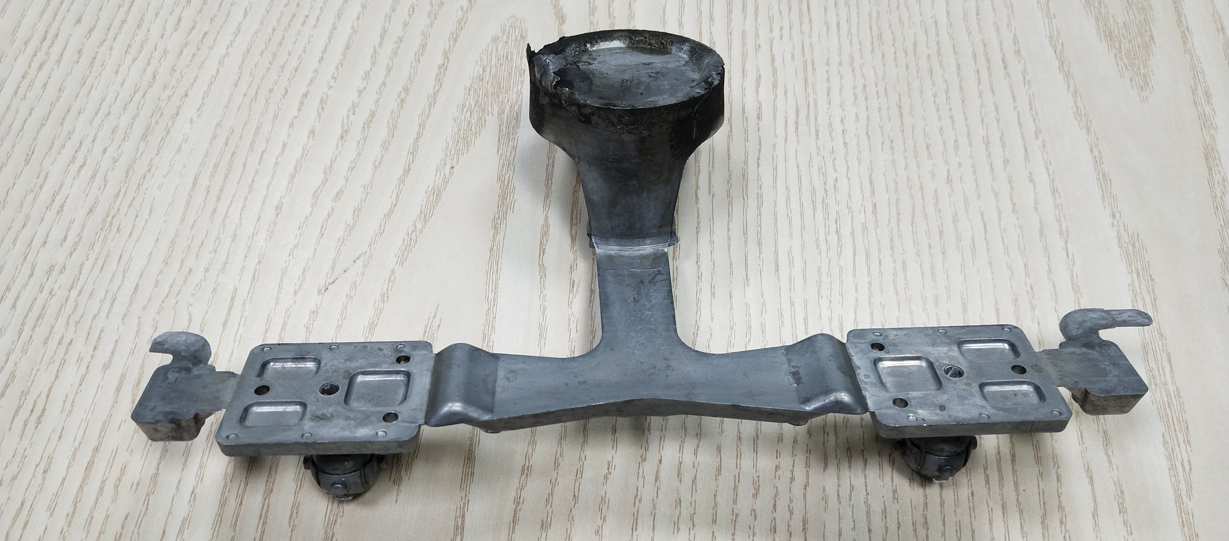 Aluminum Alloy Deburring Die Casting Parts Injection Molded Parts