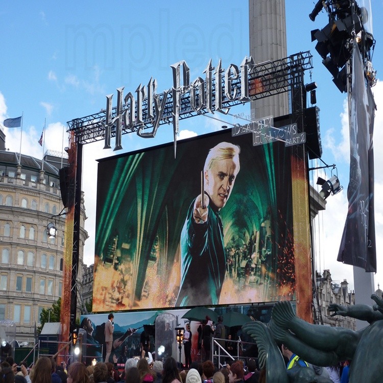 Waterproof P3.91 Outdoor Rental LED Screen 128x256dots High Refresh
