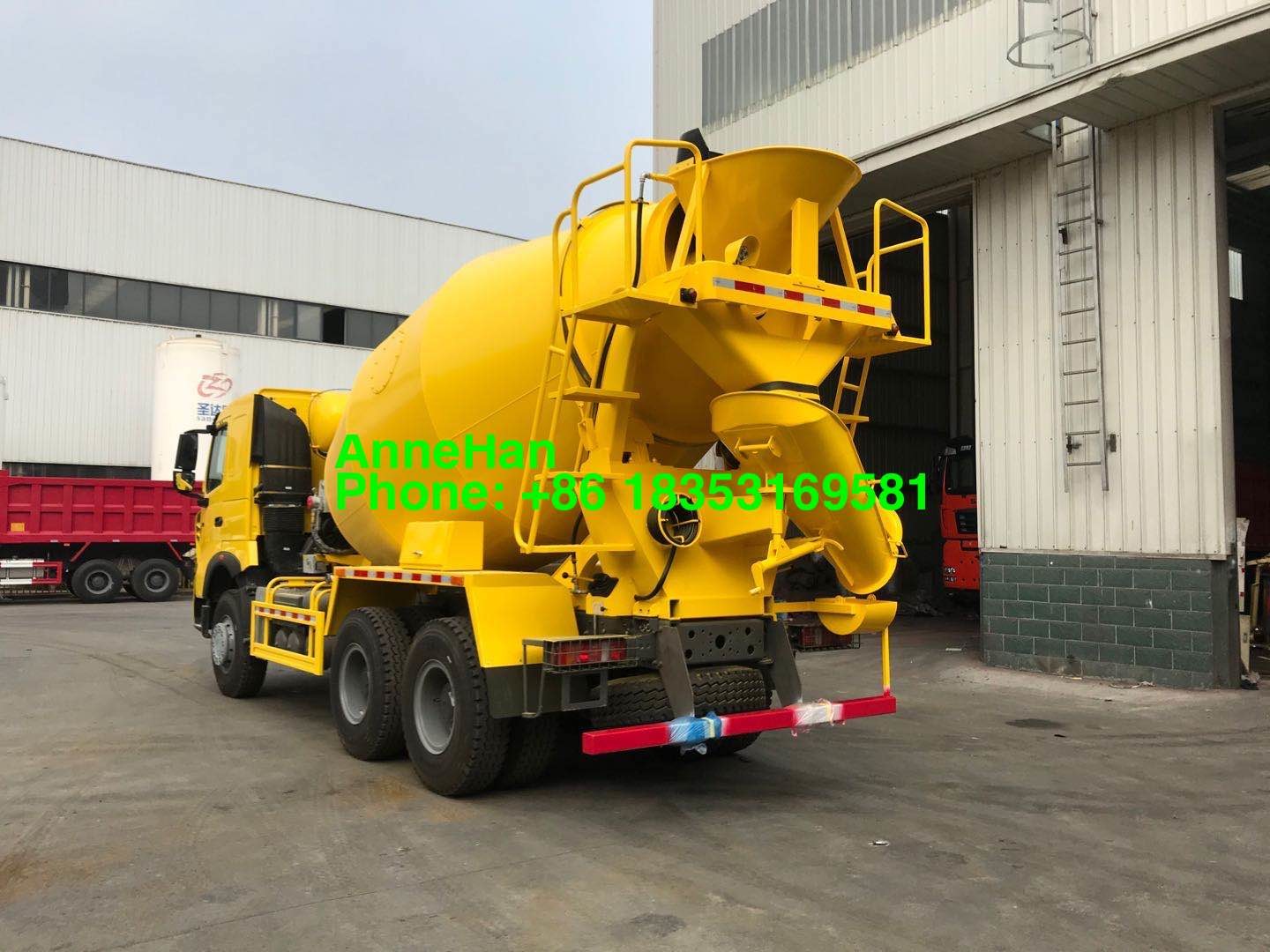 10 Wheels 10M3 Concrete Mixer Truck Sinotruk Howo 7 336hp Euro2 RHD