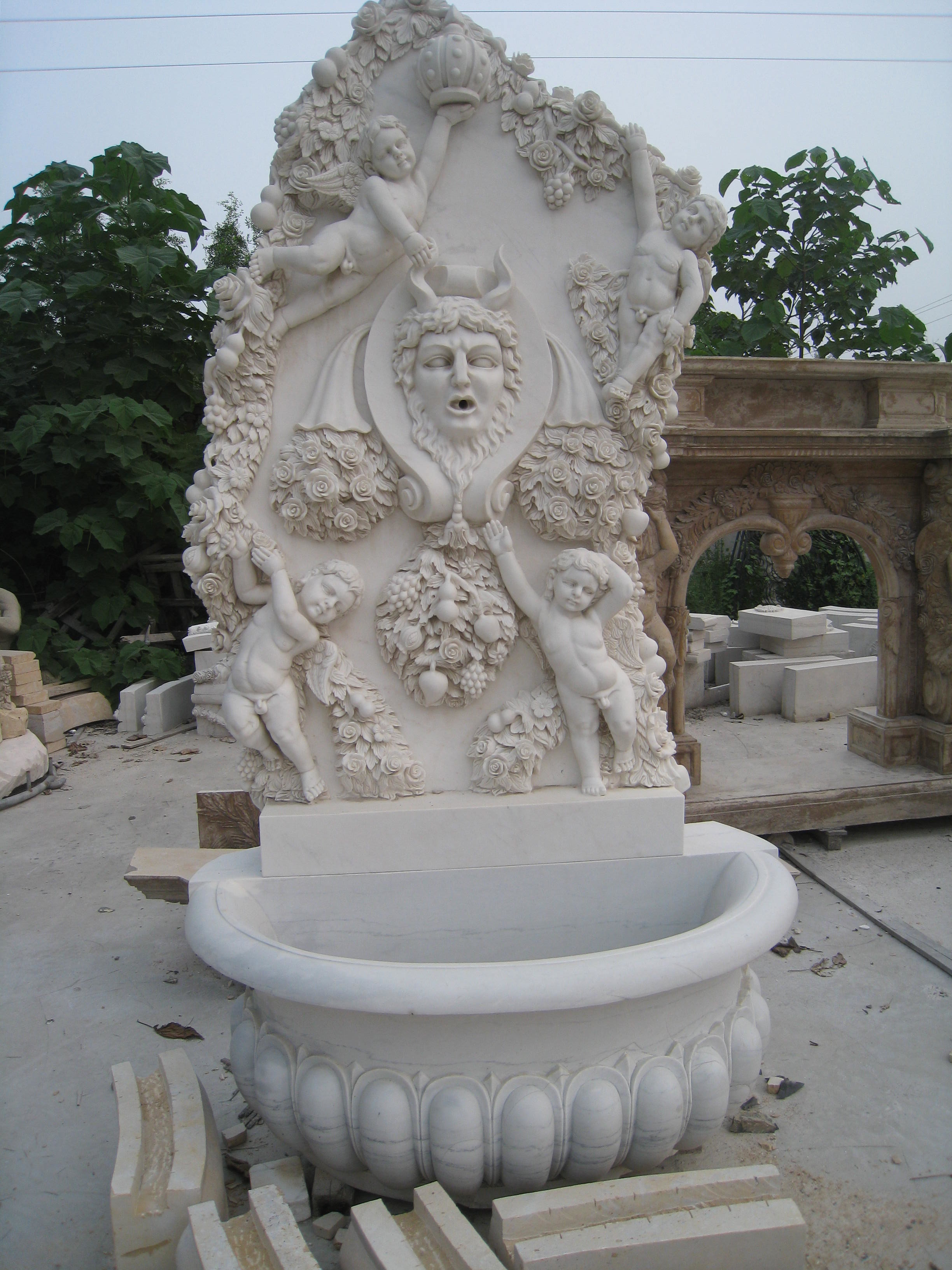 Flower Carved 4 Tier Stone Marble Pool Water Fountain
