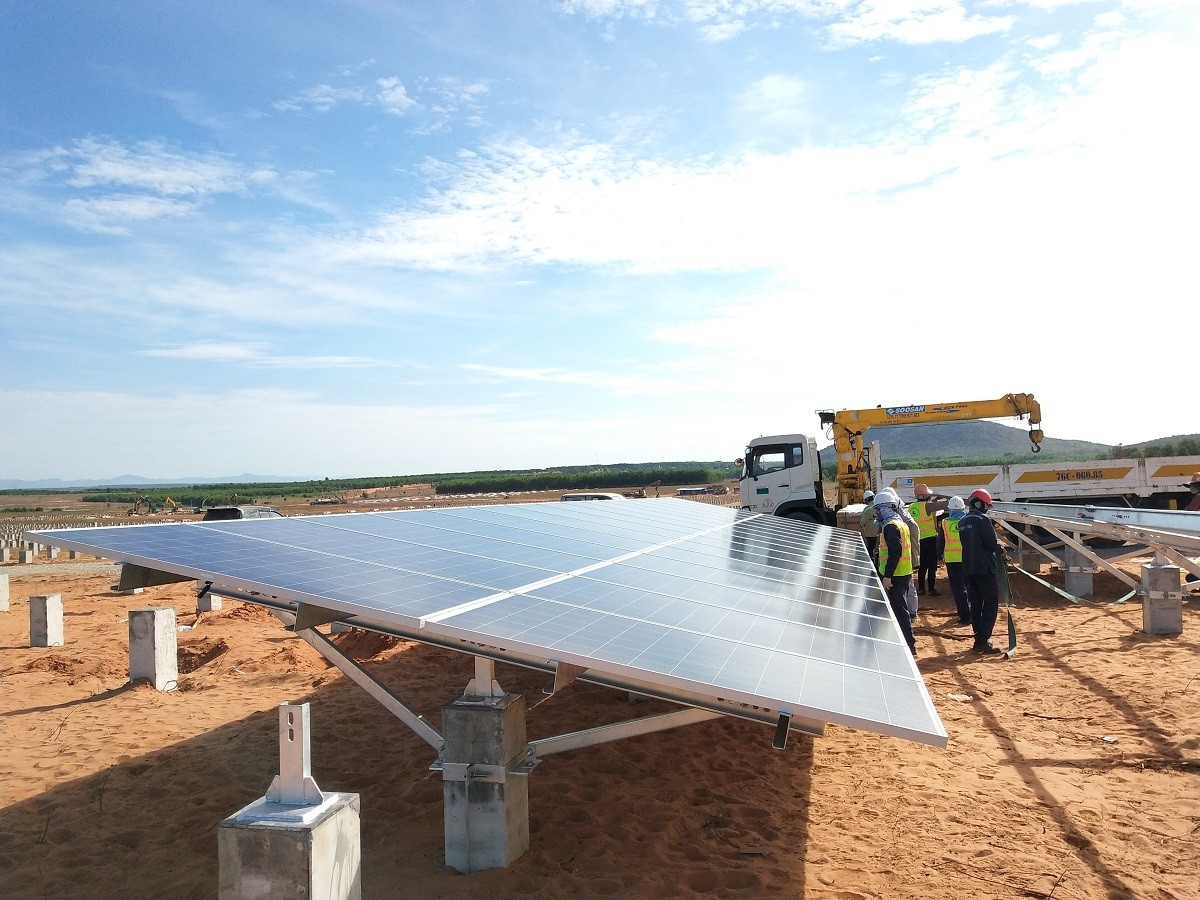 Hot Dip galvanized anodized ground solar mounting solutions solar bracket solar structure