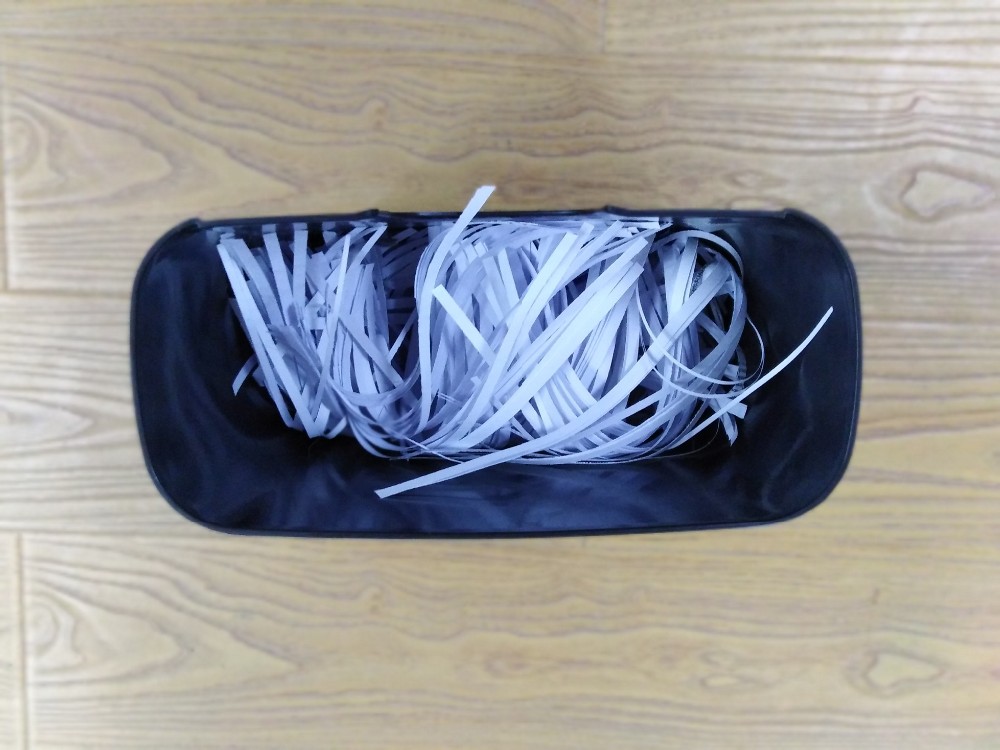 Manual Paper Shredder 6 Sheets Strip Cut Mini Plastic Shredder Affordable and Durable