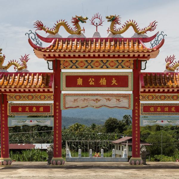 Temple Roofing Material Gold Yellow Chinese Roof Tiles Decorative