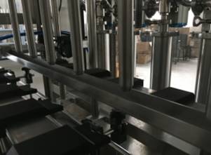 Multicolor Chocolate Sauce Bottling Equipment 100g To 1000g With Heating System