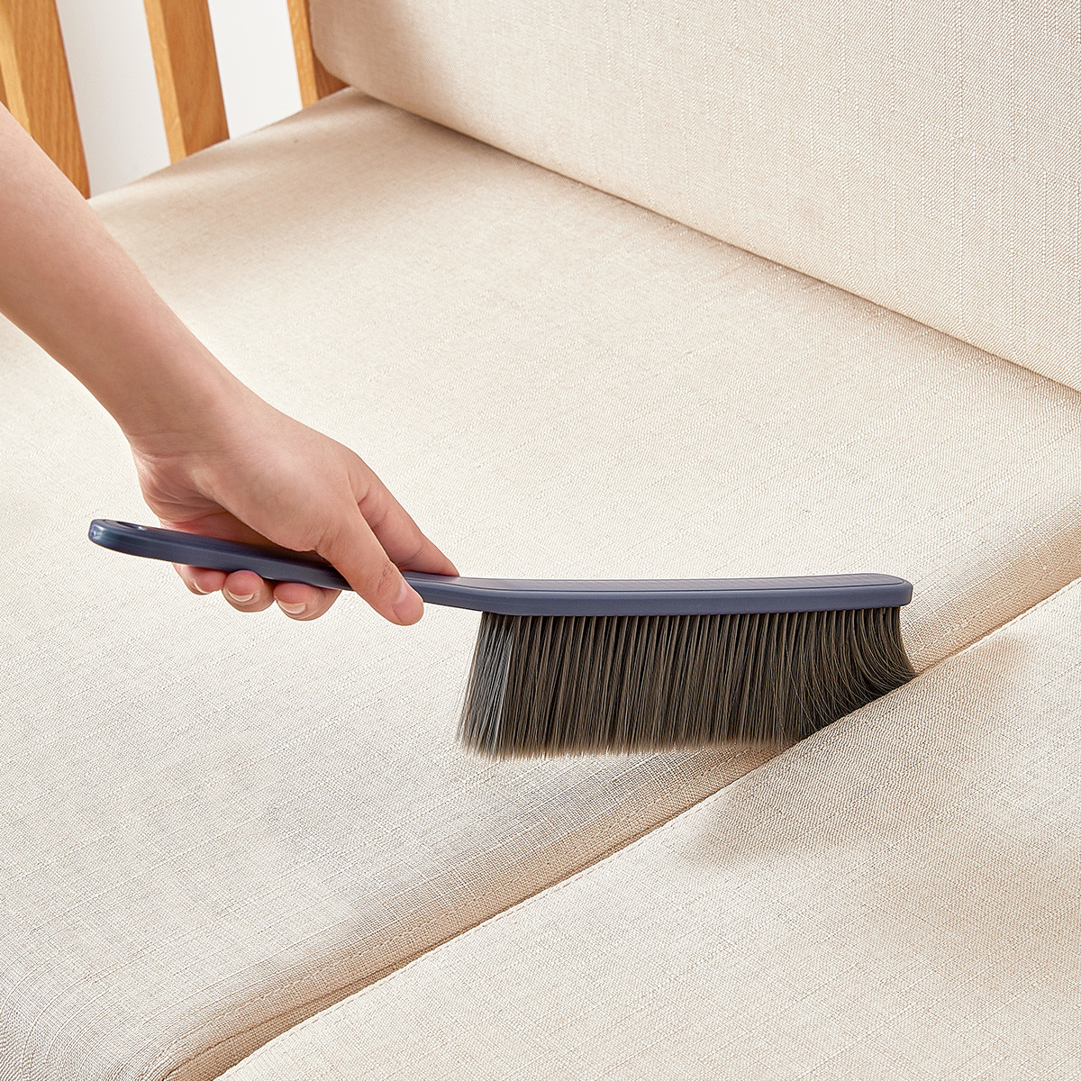 Plastic Long Handle Soft Bristle Bed Dusting Brush Bed Cleaning Brush