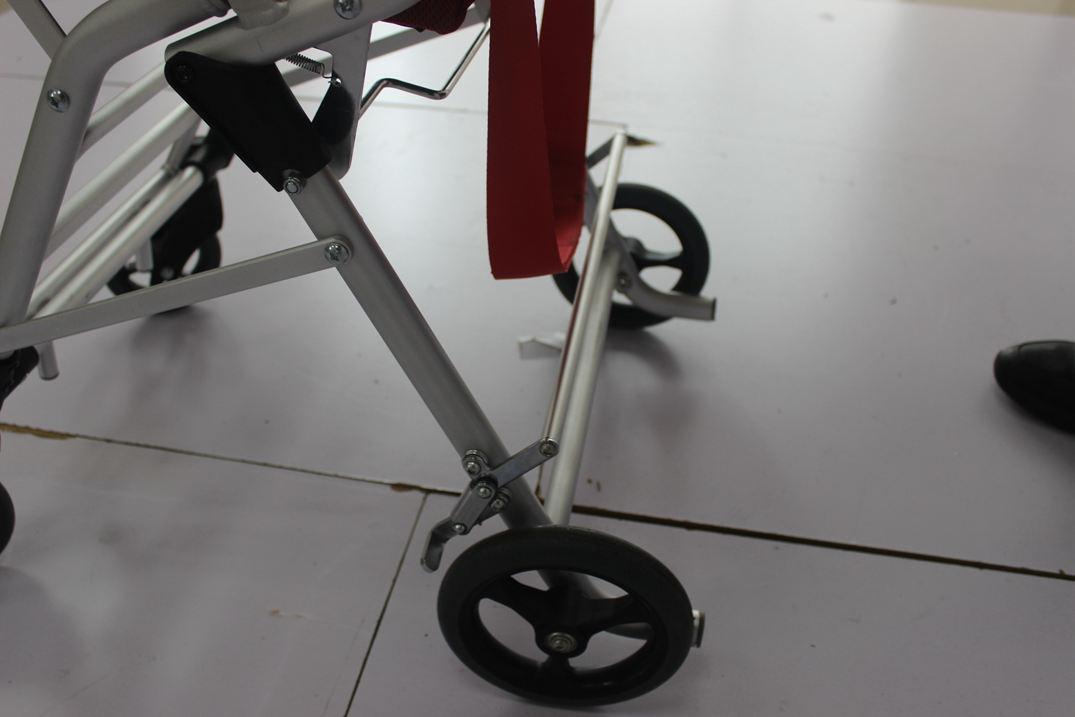 Aluminum Alloy 120kg Fold Up Motorized Electric Wheelchair Foldable Lightweight GB2626