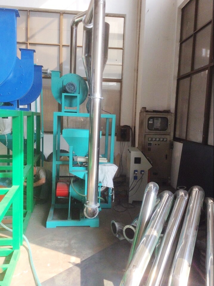 Ultrafine SKD11 PE pulverizer with dust bag 100 mesh energy saving 3000rpm